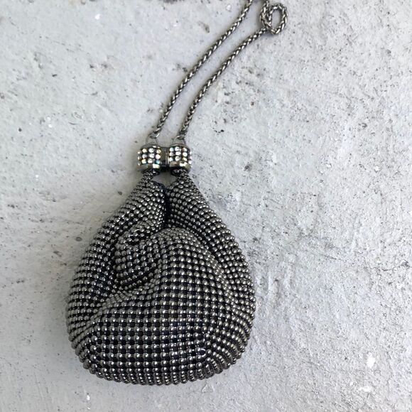 Bead bag   - Picture 1 of 6